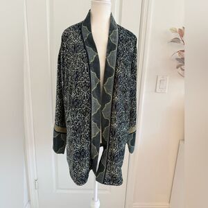 Soft surroundings Beautiful open velvet tunic in green tones size XL